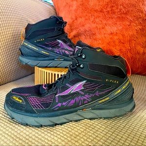 Altra lone peak mid top trail running shoes size 9.5